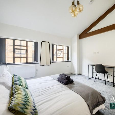 Luxury 3 Floor Townhouse Birmingham - Alara Boutique Living Apartment Exterior photo